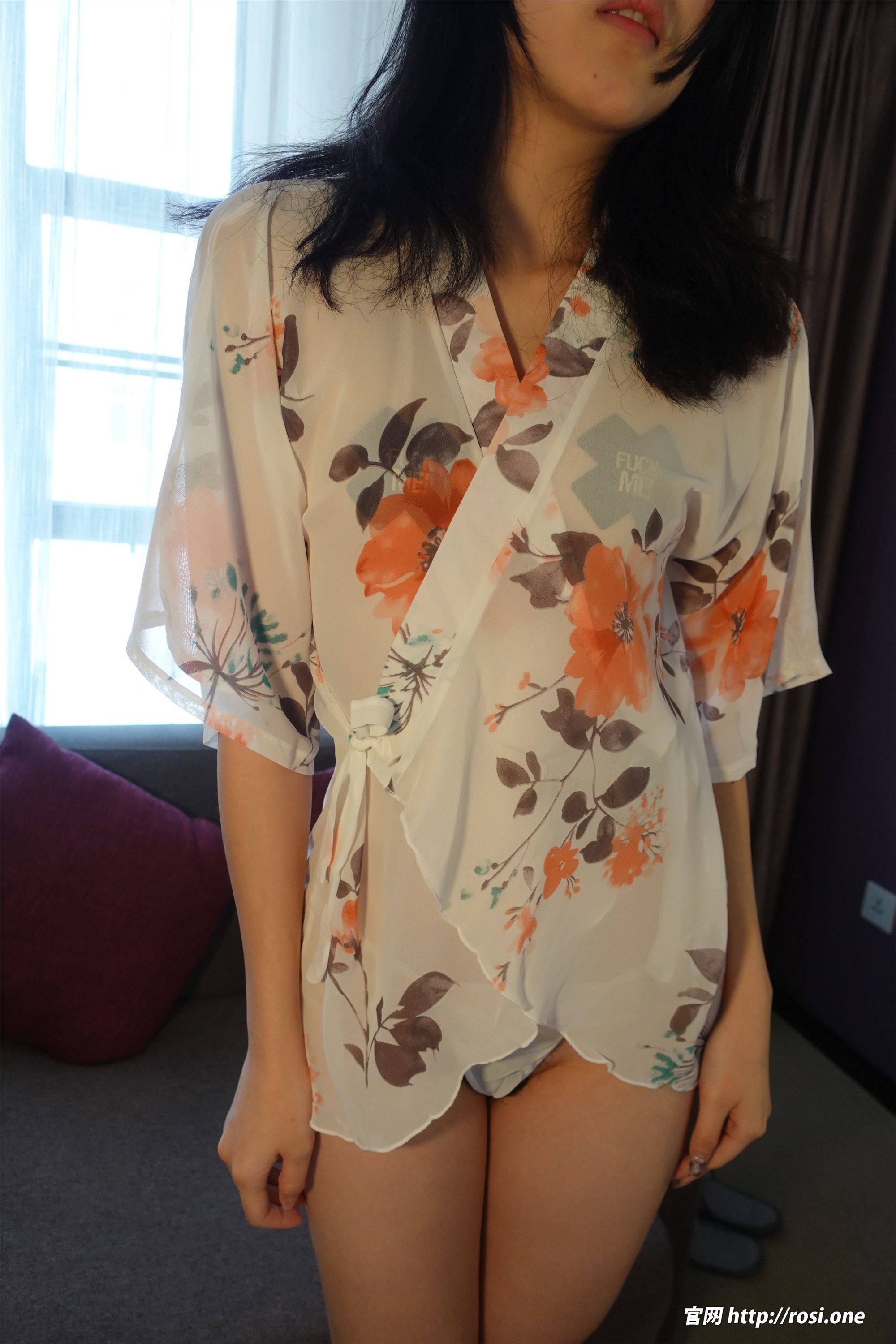 ROSI写真 2022.01.23 NO.3702